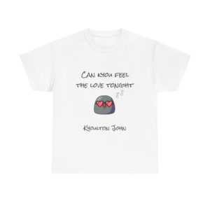 Funny "Kyoulton John" t-shirt with a Kyou wearing heart-shaped glasses and singing